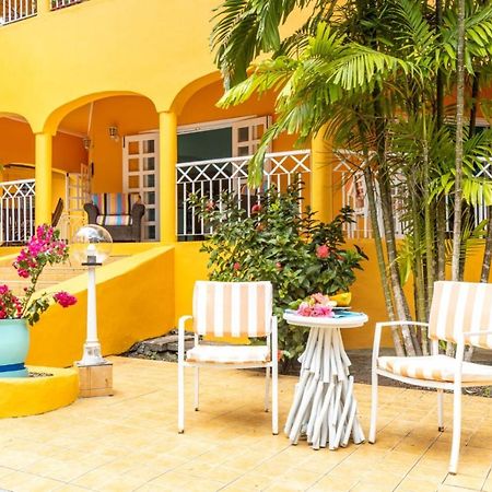 Beau Vallon Residence Екстер'єр фото